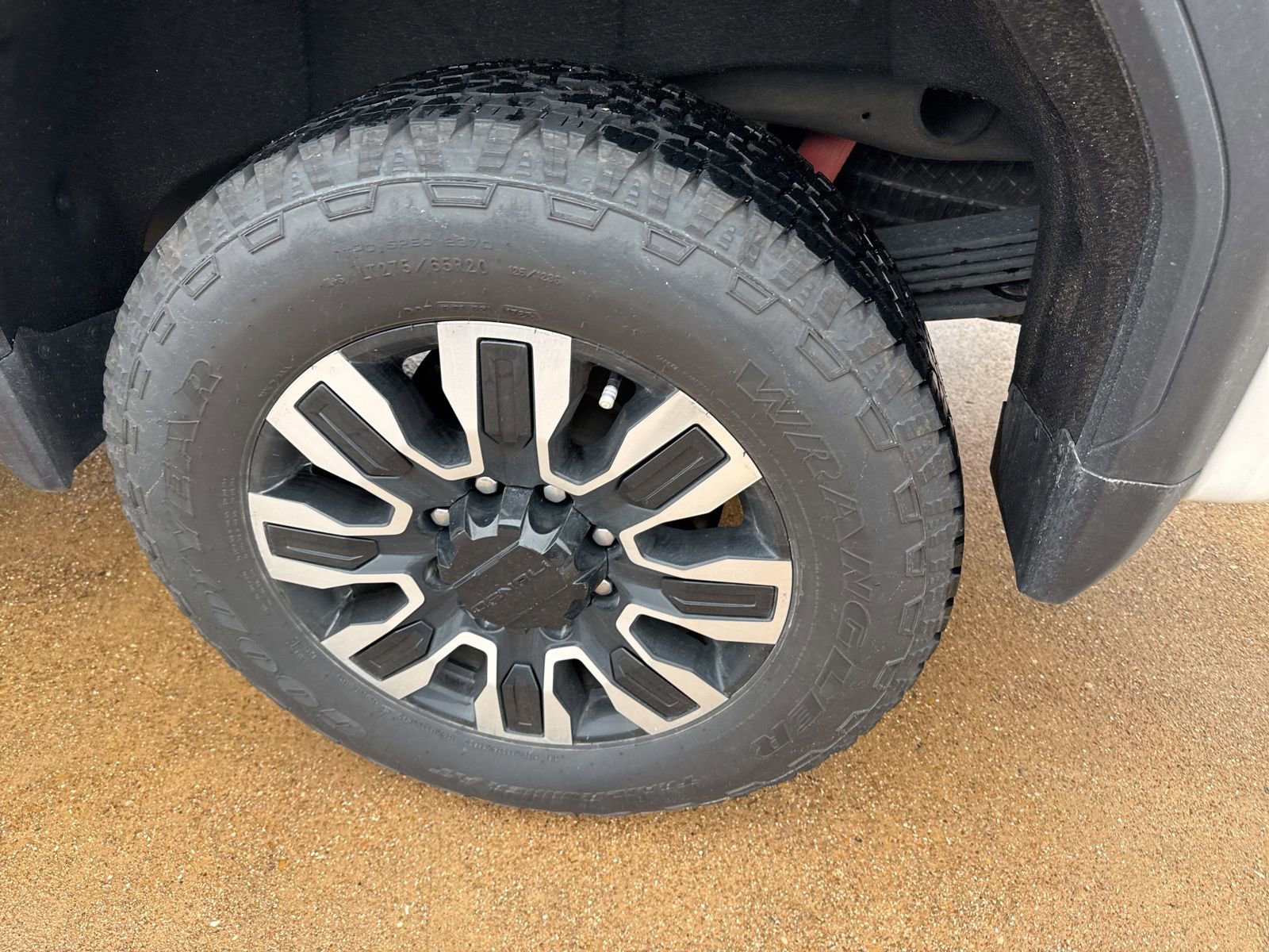 Used 2024 GMC Sierra 2500 Denali Ultimate image 11