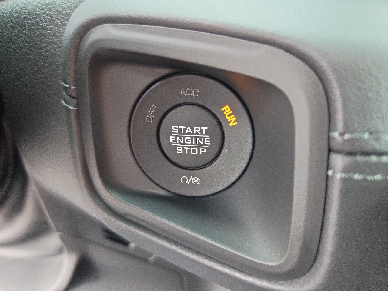 New 2026 Jeep Gladiator Sport AWD/4WD image 27