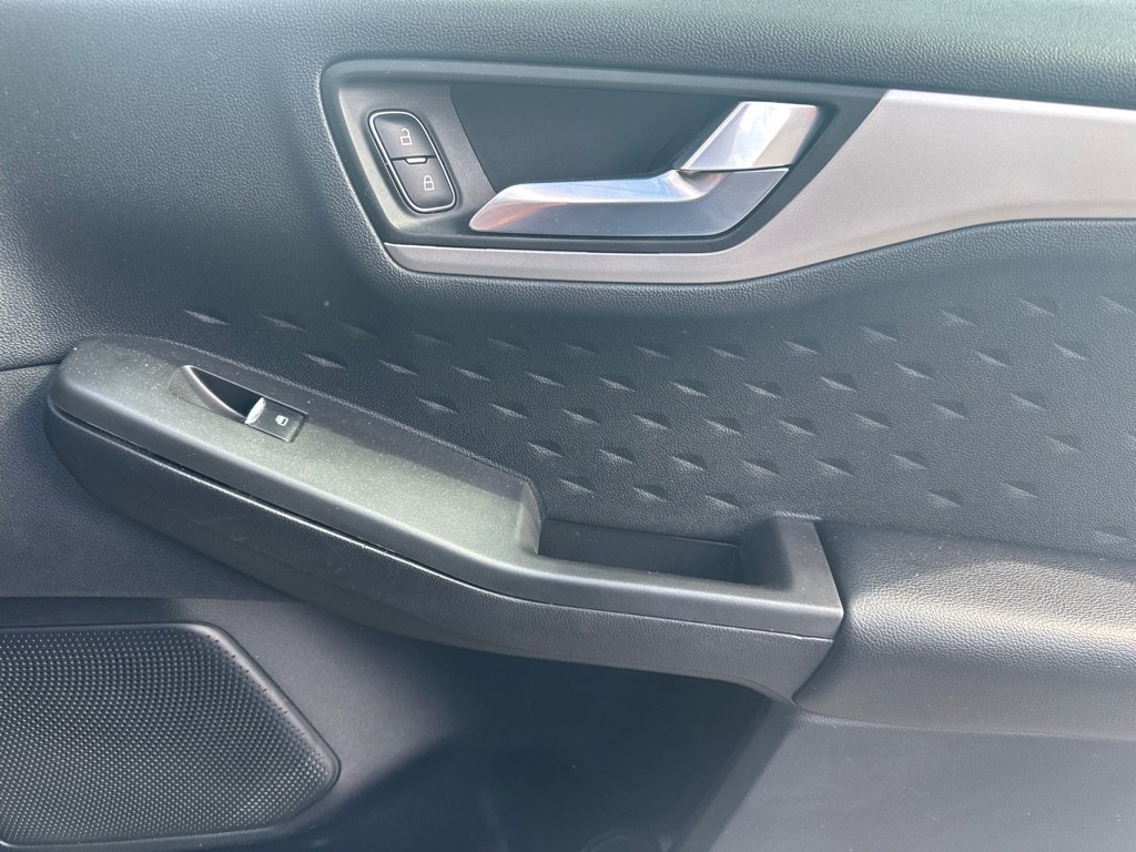 Used 2020 Ford Escape SEL AWD/4WD image 11