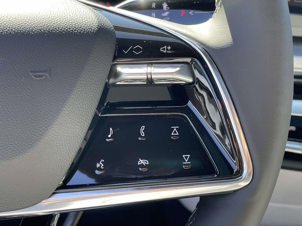 New 2026 Cadillac Lyriq Sport AWD/4WD image 24