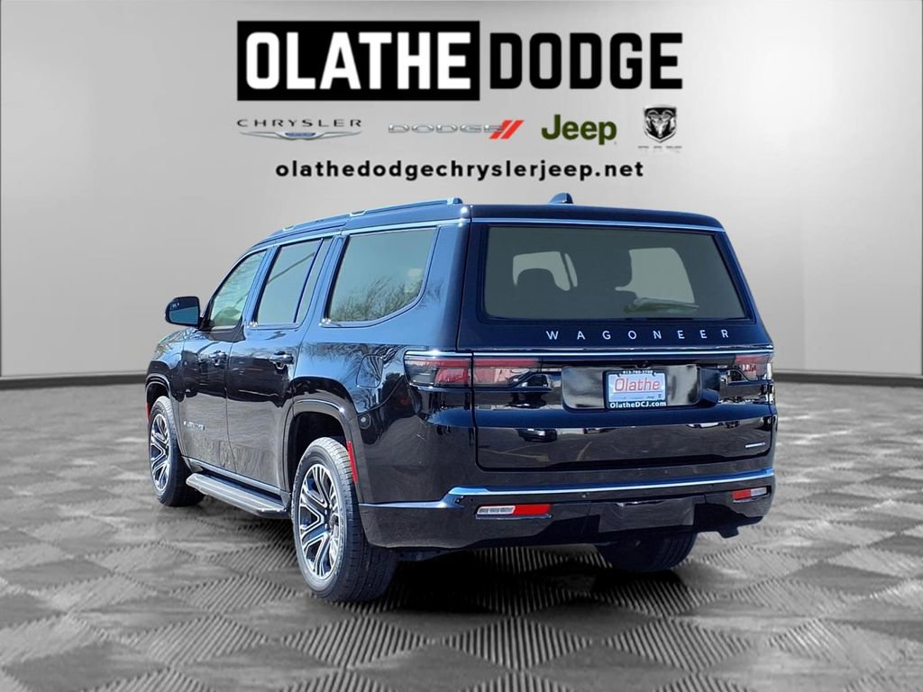 Used 2024 Jeep Wagoneer Series II w/ Flexible Seating Group image 3