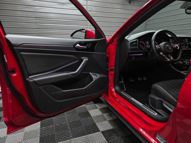 Used 2020 Volkswagen Jetta GLI FWD image 30