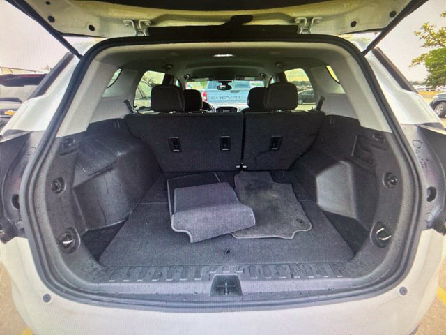 Used 2023 GMC Terrain SLE w/ Driver Convenience Package AWD/4WD image 6