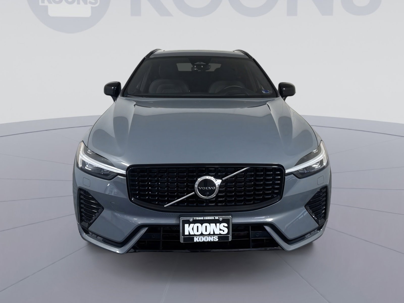 Used 2023 Volvo XC60 B5 Ultimate w/ Climate Package image 11