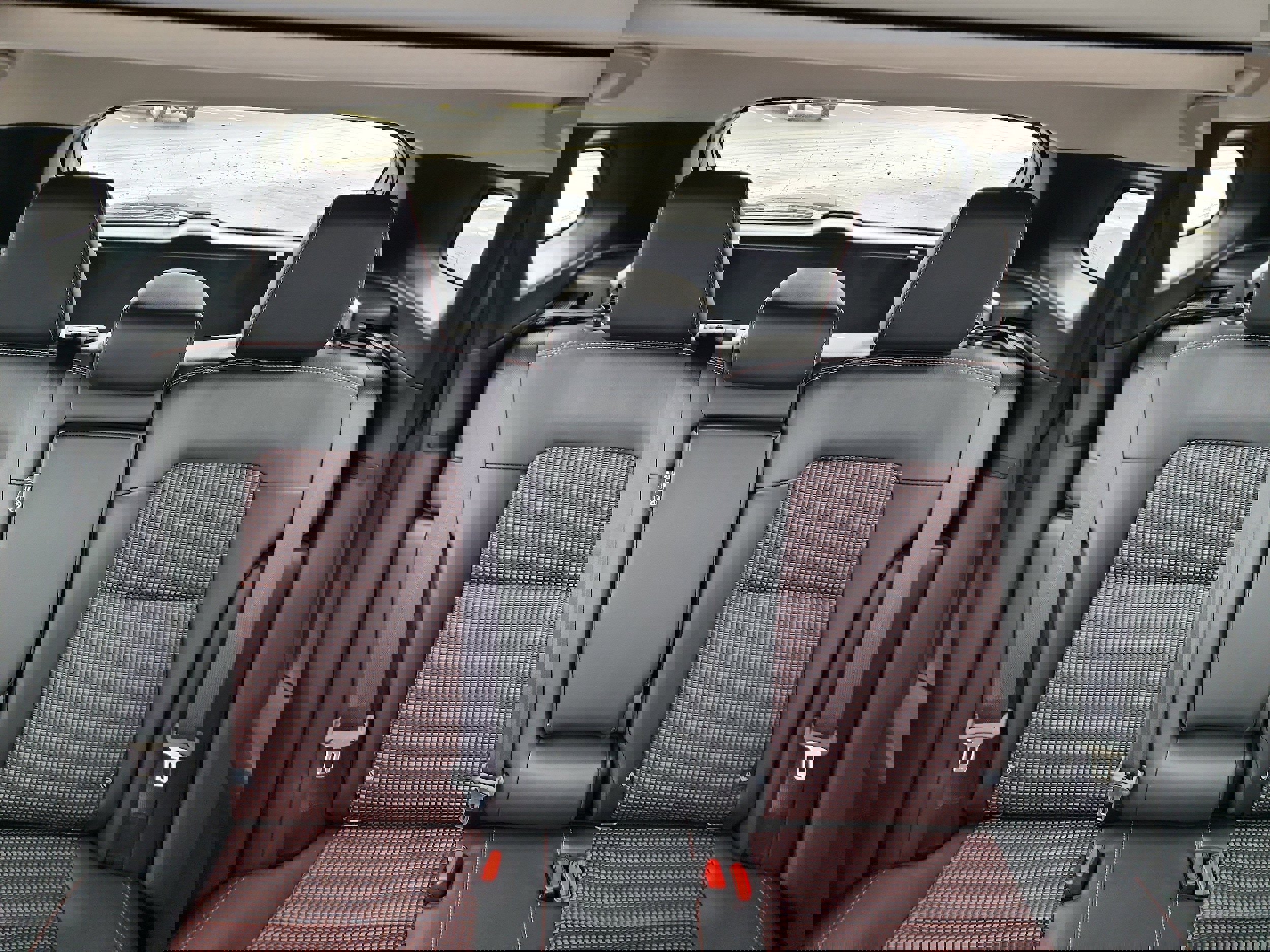 New 2026 Nissan Kicks SR image 20