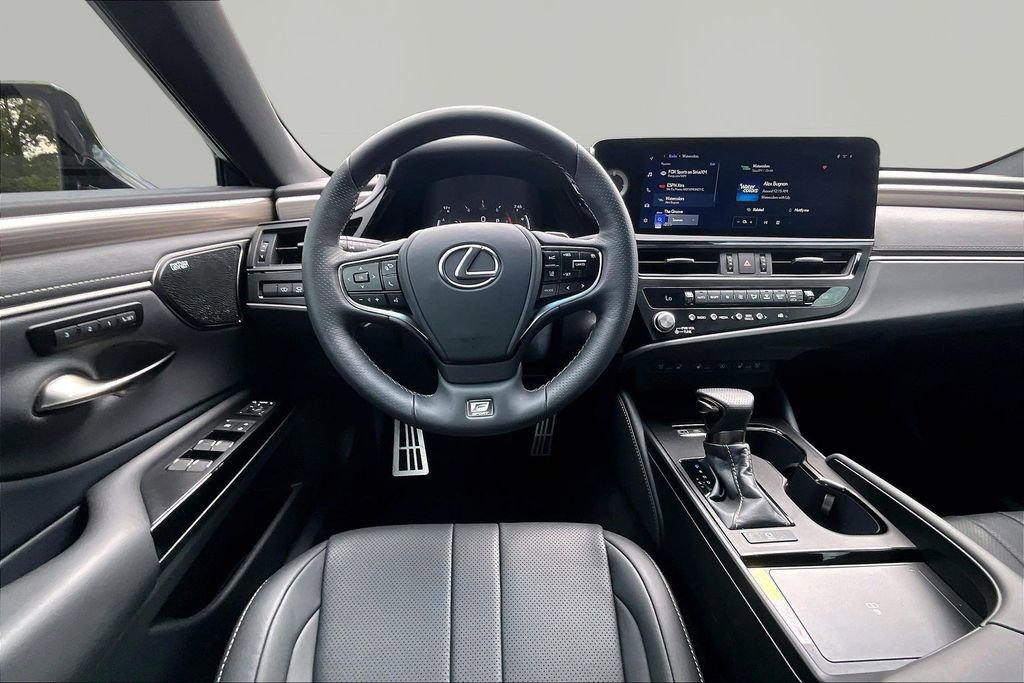 Used 2025 Lexus ES 350 F Sport FWD image 10