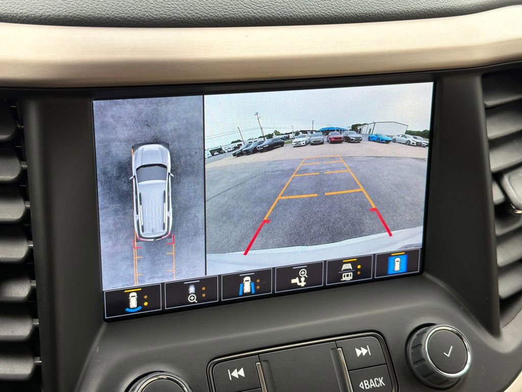 Used 2023 GMC Acadia Denali w/ Denali Ultimate Package FWD image 21