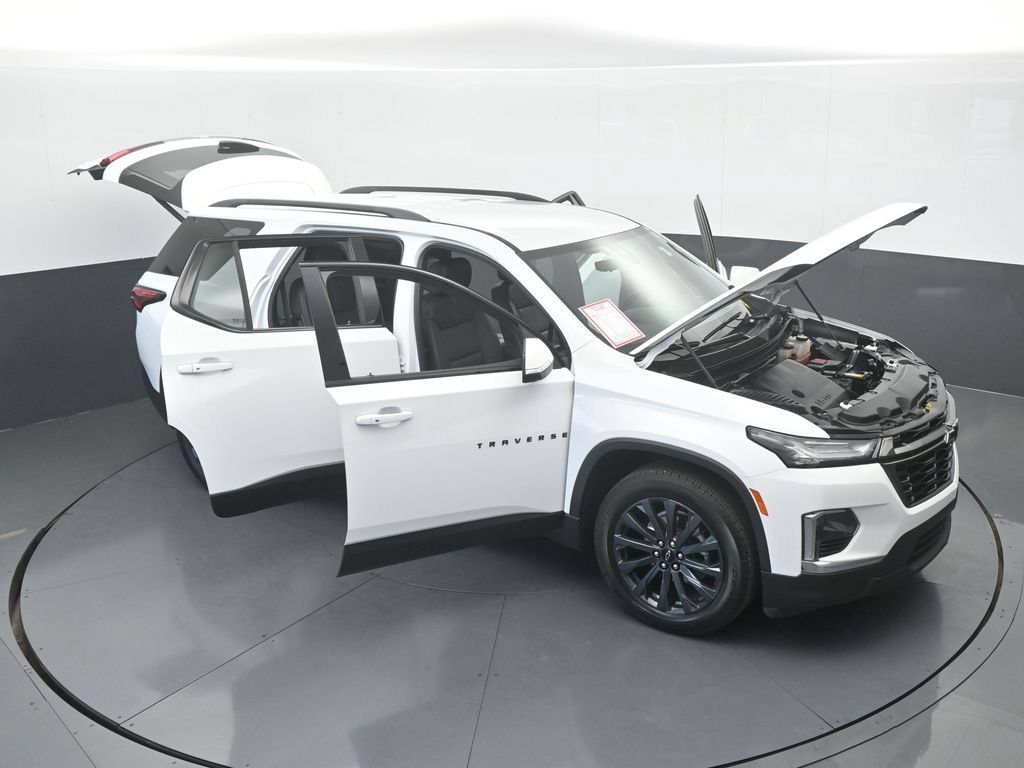 Used 2023 Chevrolet Traverse RS FWD image 80