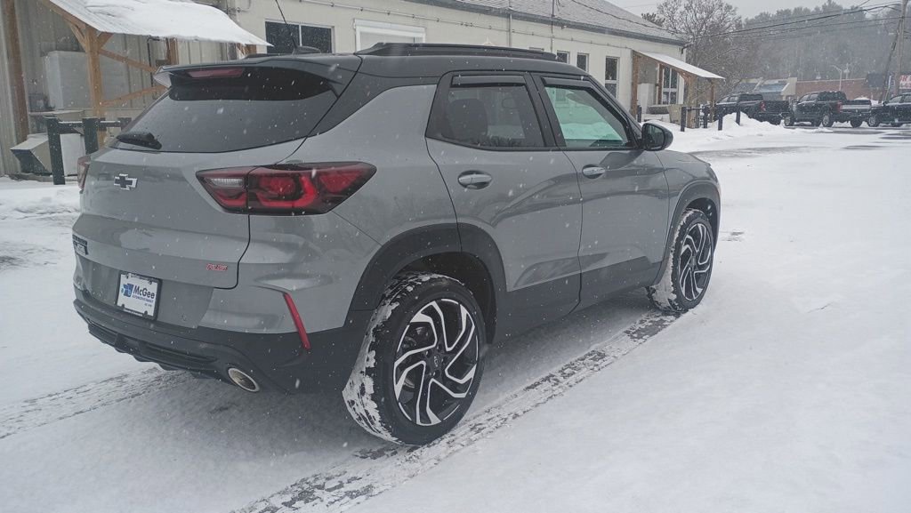 Used 2024 Chevrolet TrailBlazer RS w/ Convenience Package image 7