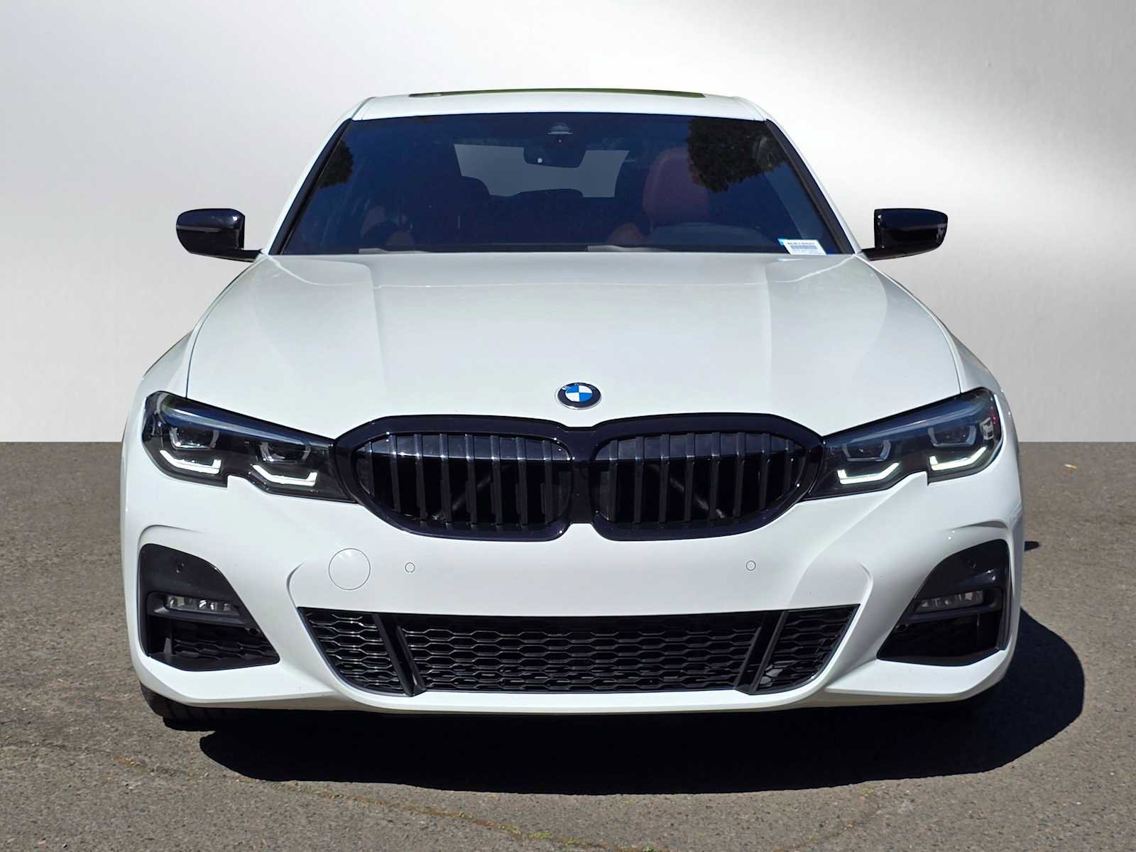 Used 2022 BMW 330i xDrive Sedan w/ M Sport Package image 8