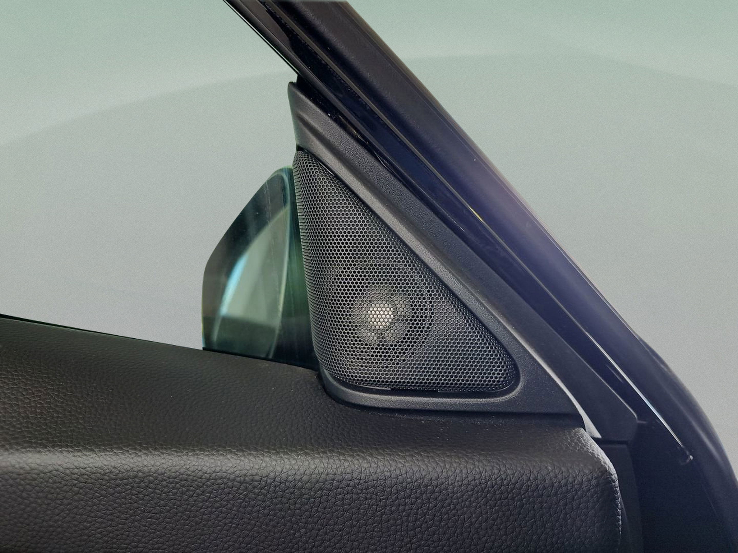 Used 2018 Honda Accord EX-L image 21