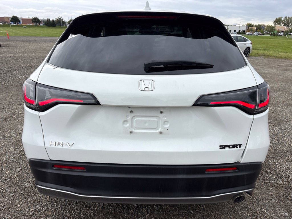 Used 2024 Honda HR-V Sport image 8