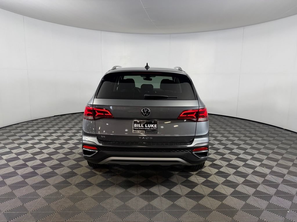 Used 2024 Volkswagen Taos SE FWD image 9
