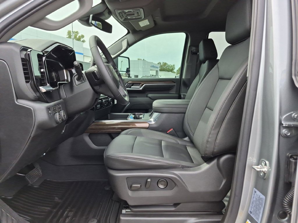 New 2026 Chevrolet Silverado 2500 LT w/ Trail Boss Package AWD/4WD image 15