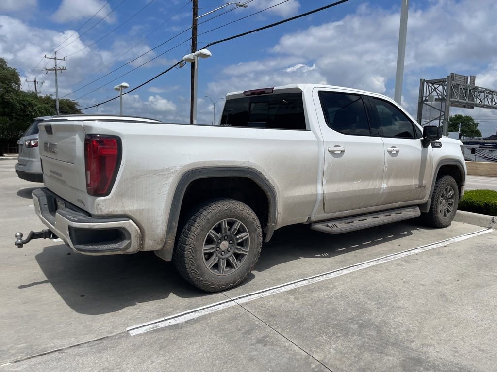 Used 2024 GMC Sierra 1500 AT4 w/ Technology Package AWD/4WD image 3