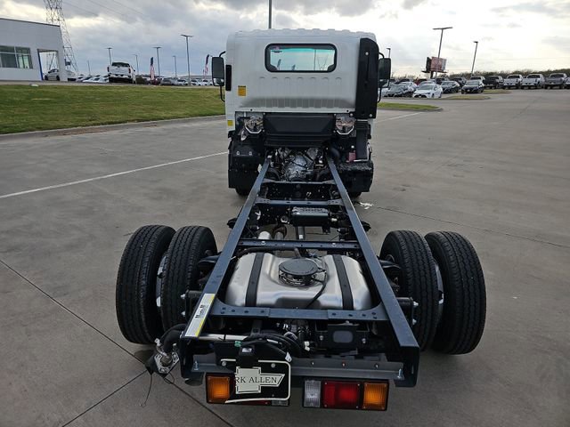 New 2024 Chevrolet Low Cab Forward RWD image 22