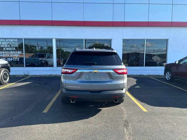 Used 2020 Chevrolet Traverse LT w/ Driver Confidence II Package AWD/4WD image 6