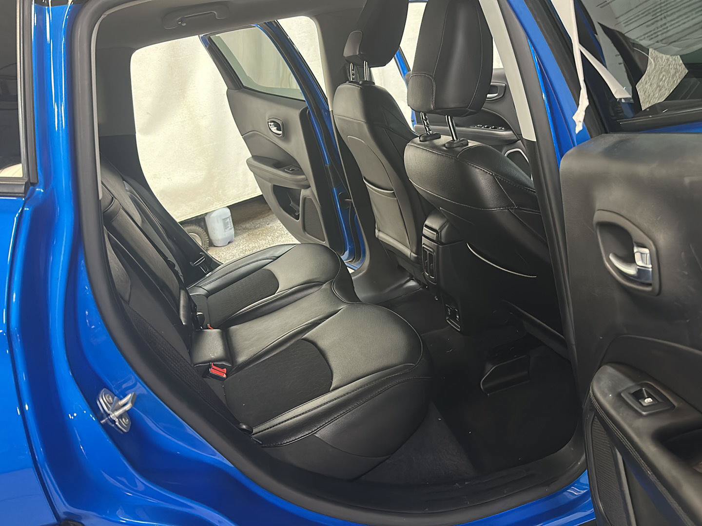Used 2019 Jeep Compass Latitude AWD/4WD image 29