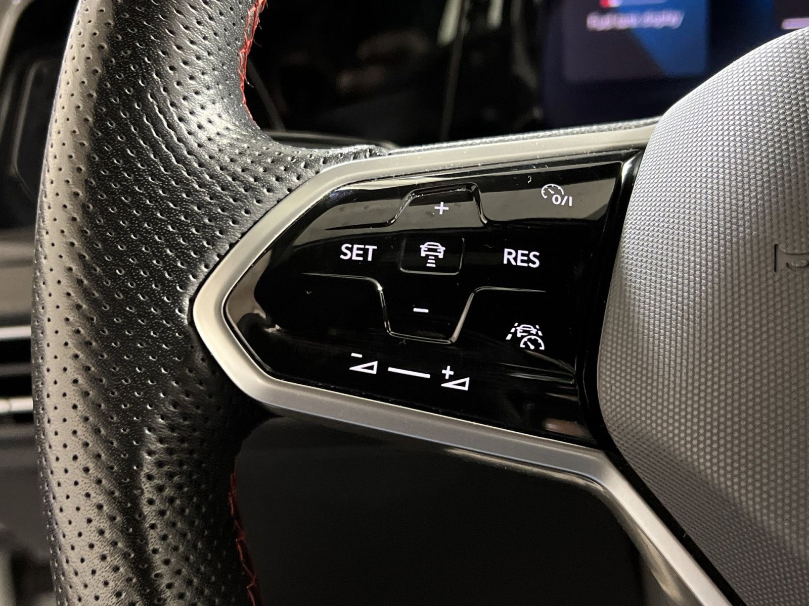 Used 2024 Volkswagen GTI S image 29