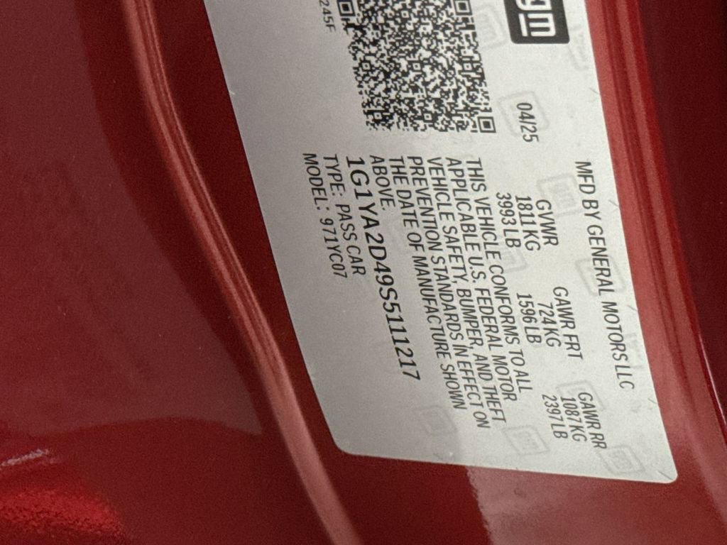 Used 2025 Chevrolet Corvette Stingray Coupe w/ 1LT RWD image 27