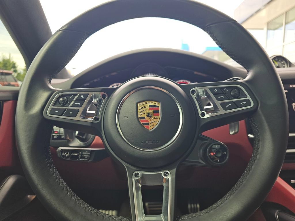 Used 2021 Porsche Cayenne Turbo S AWD/4WD image 26
