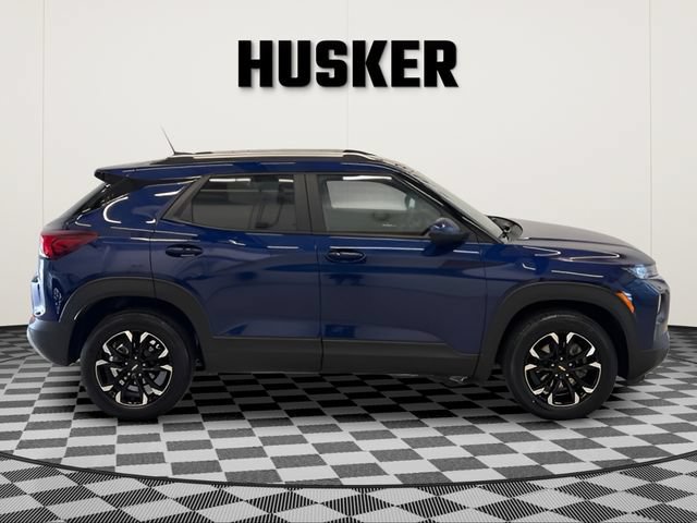 Certified 2023 Chevrolet TrailBlazer LT w/ Convenience Package AWD/4WD image 2