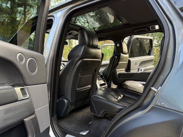 Used 2016 Land Rover Range Rover Sport HSE AWD/4WD image 32