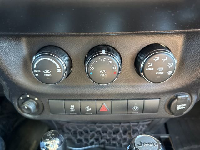Used 2015 Jeep Wrangler Sahara w/ Connectivity Group image 25