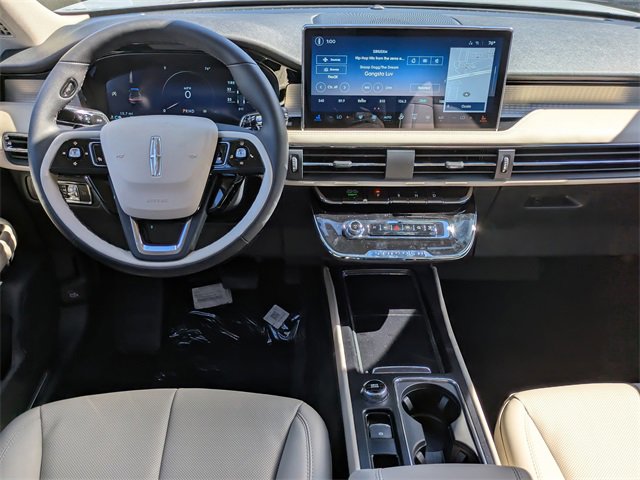 New 2026 Lincoln Corsair Premiere image 13