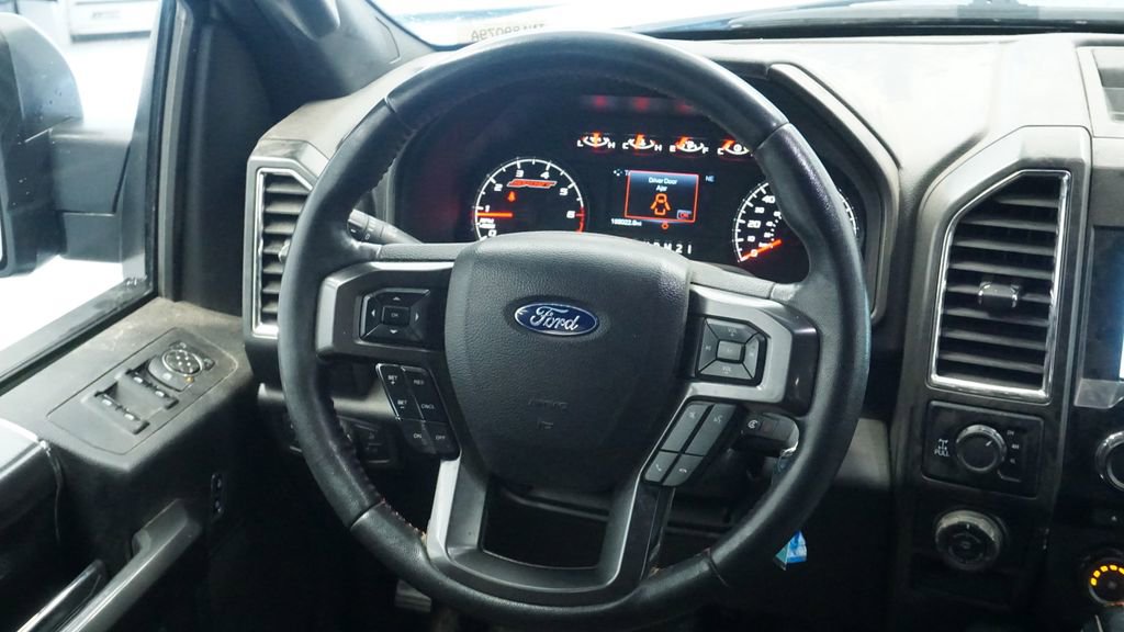 Used 2016 Ford F150 XLT w/ Equipment Group 302A Luxury image 21