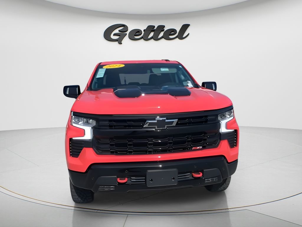 Used 2024 Chevrolet Silverado 1500 LT Trail Boss w/ LT Trail Boss Premium Package image 3