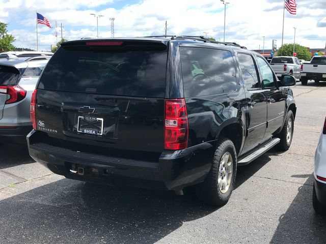 Used 2012 Chevrolet Suburban LT w/ Luxury Package AWD/4WD image 2