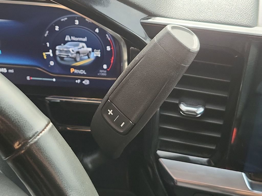 Used 2024 Chevrolet Silverado 2500 LT image 15