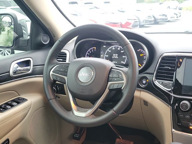Used 2020 Jeep Grand Cherokee Limited RWD image 3