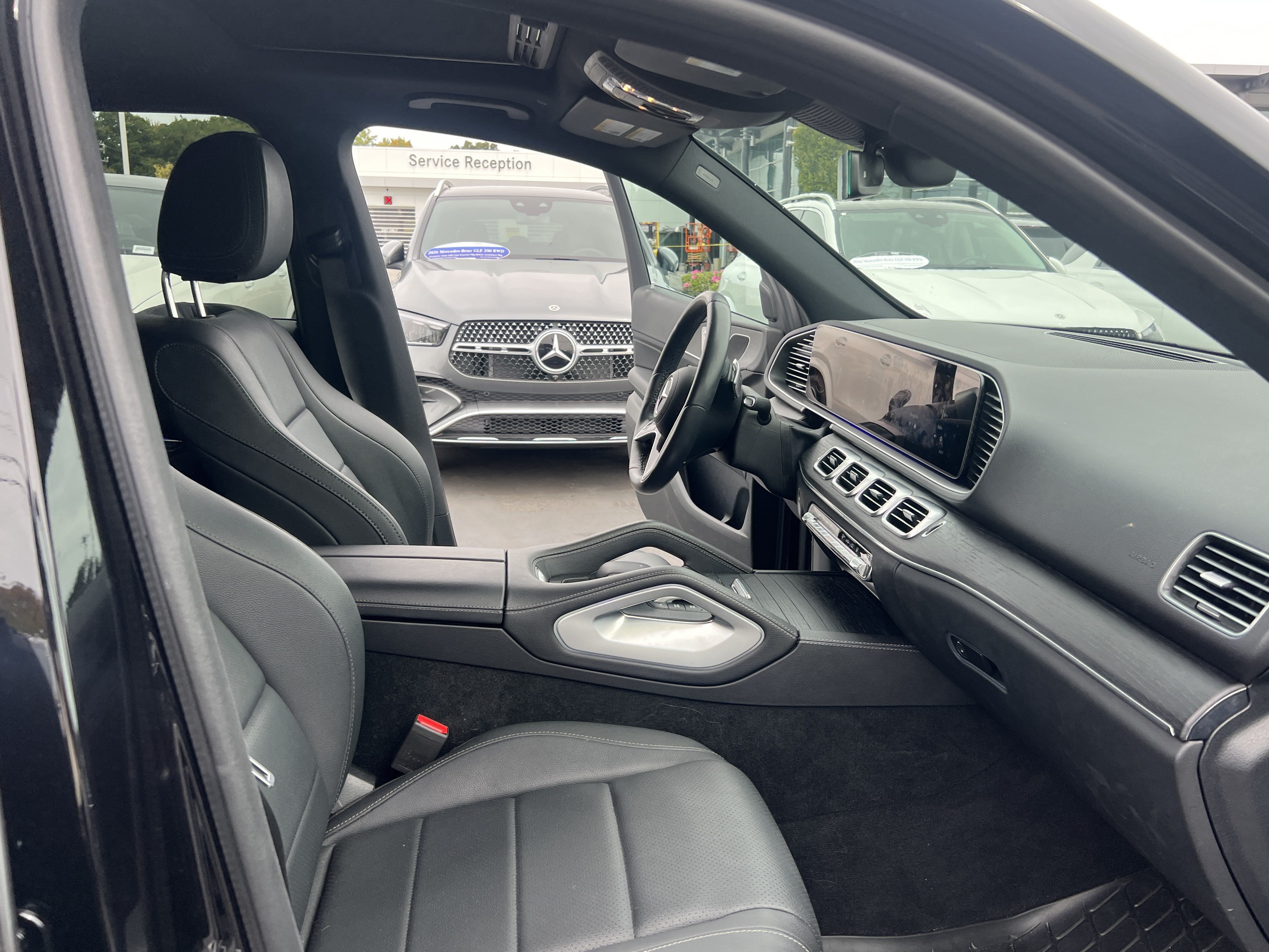 Certified 2025 Mercedes-Benz GLE 450e 4MATIC image 35