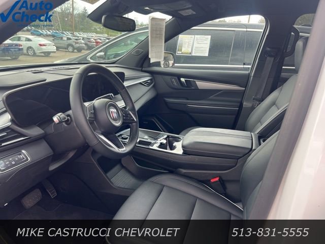 Used 2025 Buick Enclave Preferred image 7