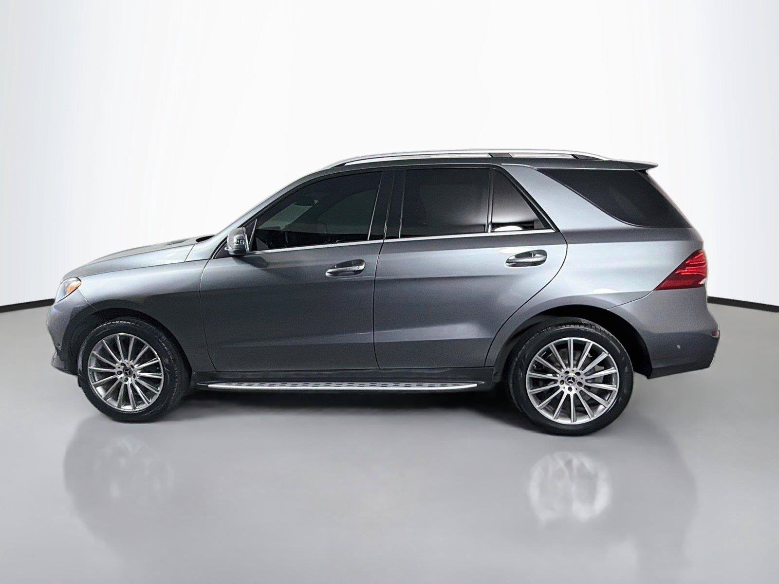 Used 2018 Mercedes-Benz GLE 350 4MATIC image 2