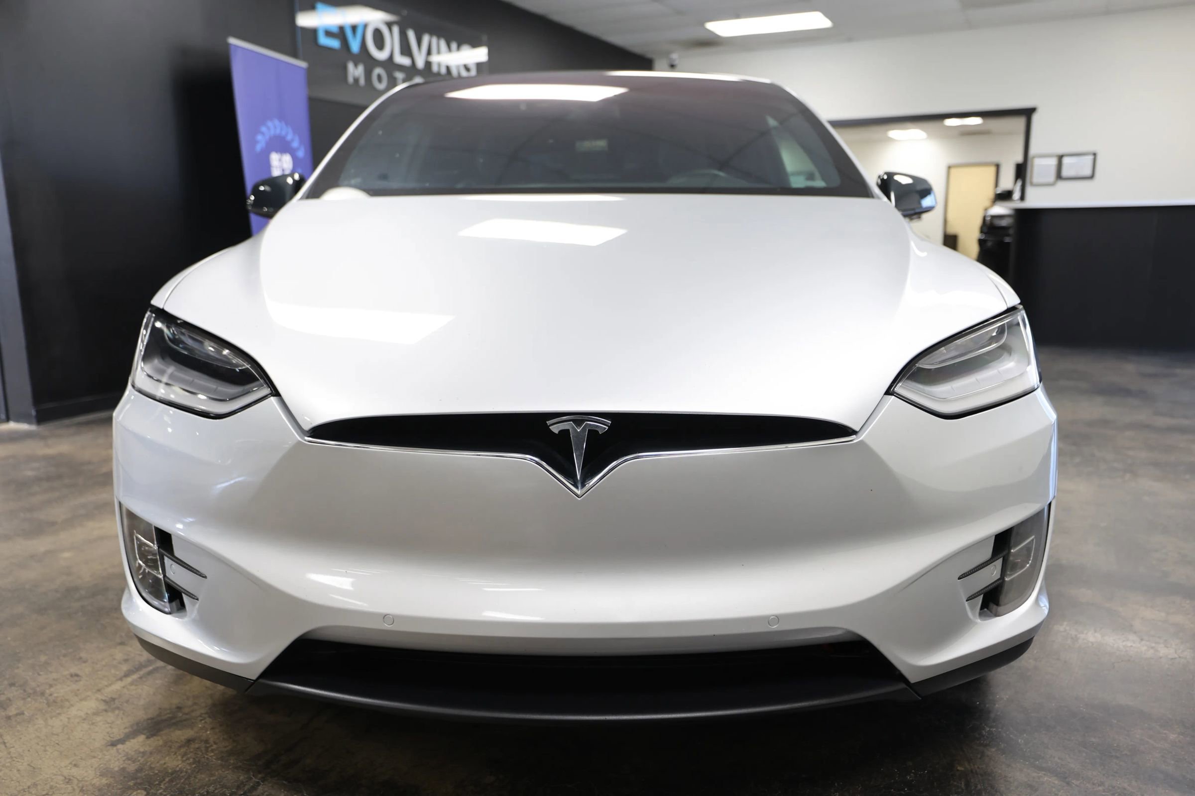 Used 2017 Tesla Model X 100D AWD/4WD image 6