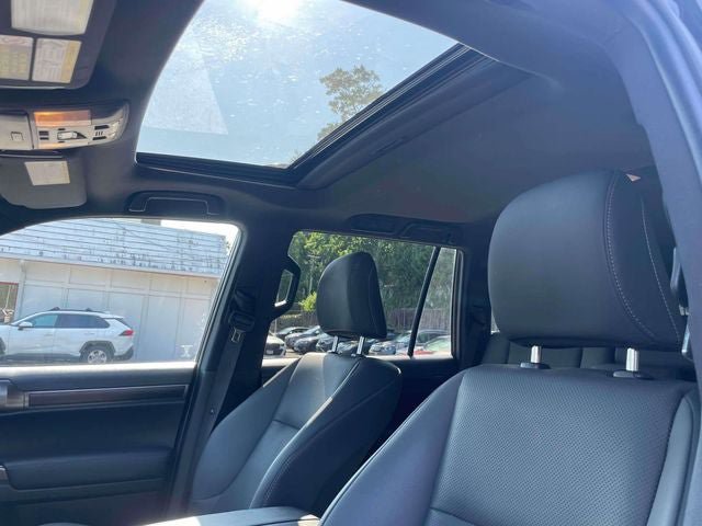 Used 2022 Lexus GX 460 w/ Black Line Special Edition AWD/4WD image 23