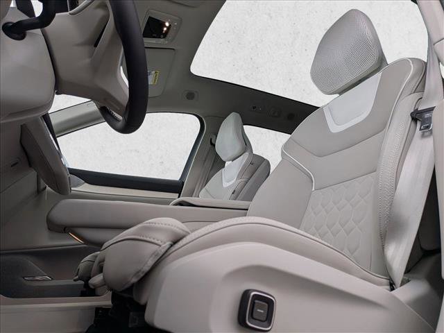 New 2025 Volvo EX90 Ultra w/ Protection Package Premier image 4
