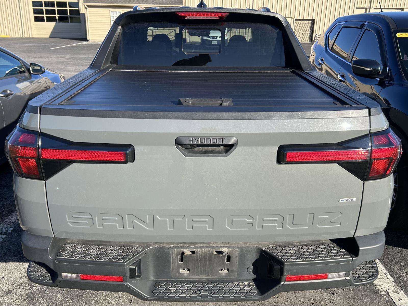 Used 2023 Hyundai Santa Cruz SEL w/ Activity Package AWD/4WD image 3