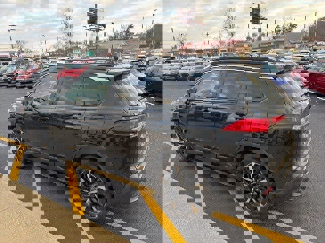 Used 2025 Toyota Corolla Cross AWD Hybrid image 14