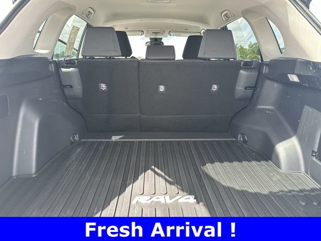 Used 2023 Toyota RAV4 XLE image 28