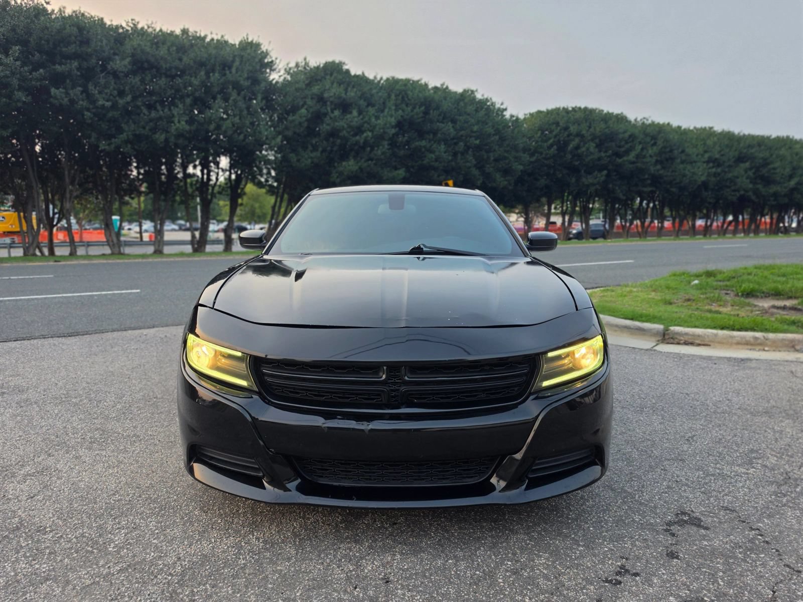 Used 2015 Dodge Charger SE w/ Sport Appearance Group RWD image 1
