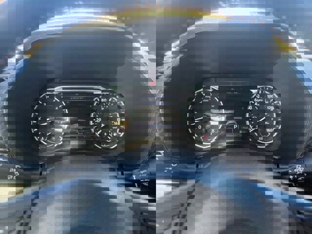 Used 2021 Nissan Sentra SR w/ SR Premium Package image 9