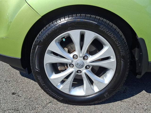 Used 2016 Kia Soul + w/ Audio Package FWD image 9
