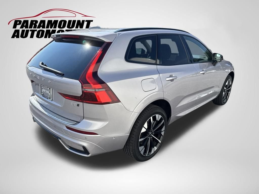 Used 2026 Volvo XC60 B5 Plus w/ Protection Package Premier AWD/4WD image 7