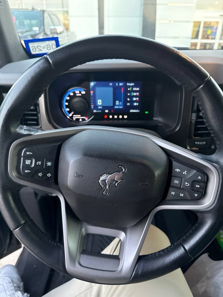 Used 2023 Ford Bronco Big Bend w/ Sasquatch Package AWD/4WD image 10