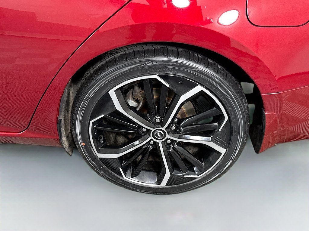 Certified 2023 Nissan Altima 2.5 SR w/ SR Premium Package FWD image 35