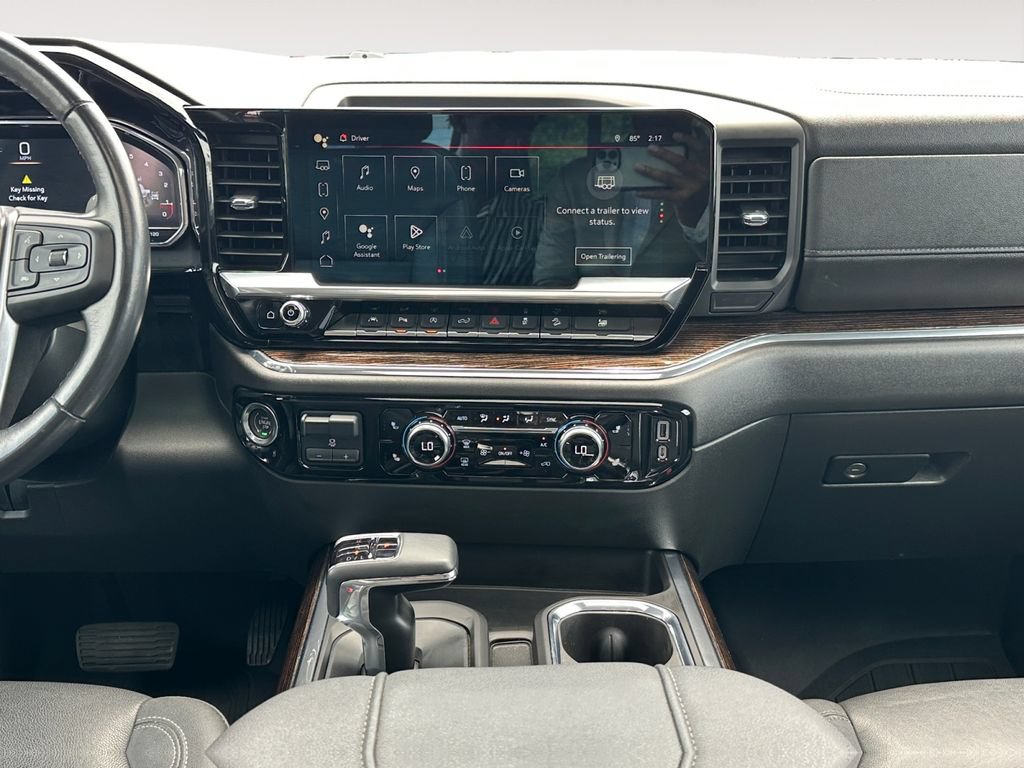 Used 2023 GMC Sierra 1500 Elevation w/ Elevation Premium Package AWD/4WD image 11